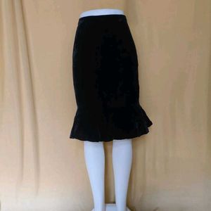 Black Velvet Mermaid Style Skirt 😍