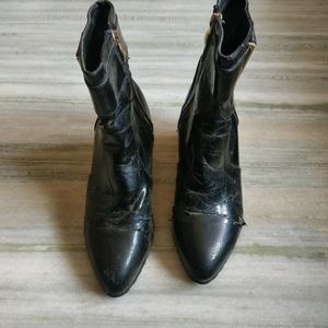 Black Whole Shoes