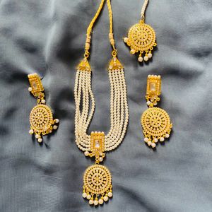 Party Wear Jewellery Sets