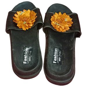 7nom Chappal For Womens Old Stock