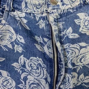 Casual Jeans With Floral Printing