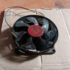 A CPU Processor Fast Fan Works Good