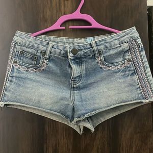 BOHO DENIMS