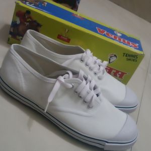 School shoes for kids