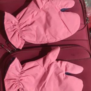 Hand Gloves For Cleaning Or Removing Hot From Oven