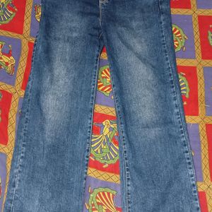 Trendy High Rise Blue Straight Jeans For Women