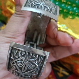 Combo Of Neckpiece/Bangle(4) /Antique Bangle