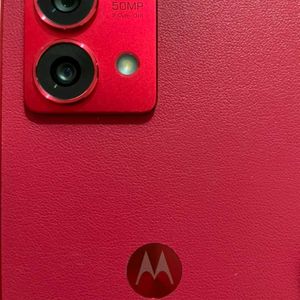 Motorola G84 5g (Viva Magenta, 256GB)