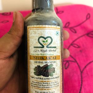 Khadi Shikakai Herbal Shampoo - 09