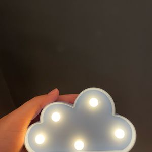 Cloud Shaped Desk/Table Light Lamp