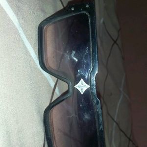 PACK OF 2 GOGGLES BUY NOW USED GOOGLE