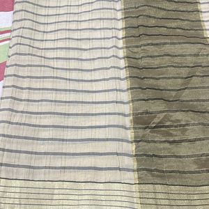 Cotton saree with zari border