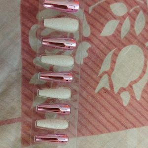 Artificial Nail Art