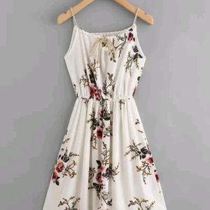 White Floral Pretty Dress🥀