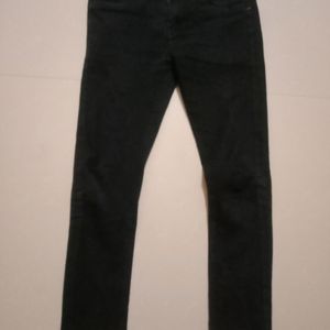 Black Pant For Women And Also Men Can Wear