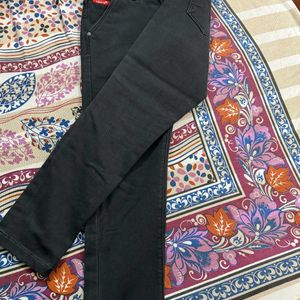 Levis Black Denim Jeans Solid