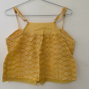 Hakoba Yellow Crop