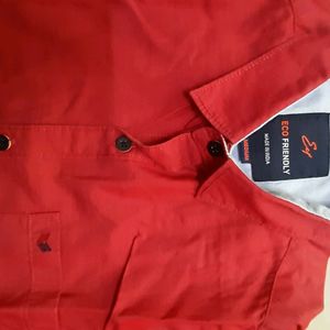 Men Red shirt (M)