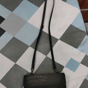 Baggit Sling bag