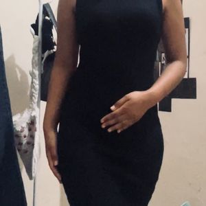 Black Bodycon Dress