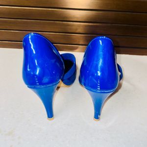 Blue Heels