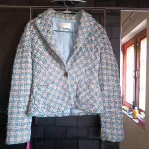 Korean Crop Blazer Green And White Color