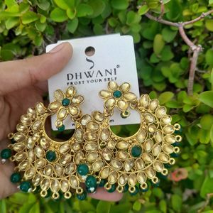 Prety Party Wear Dark Green Earing