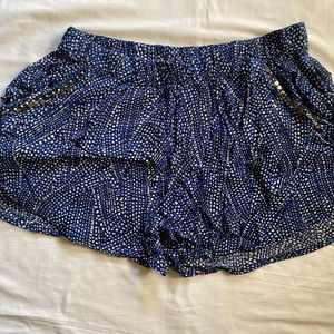 Women Relaxed Fit Polyester Shorts And Crochet Top