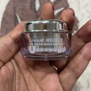 Lakme Absolute Skin Mousse