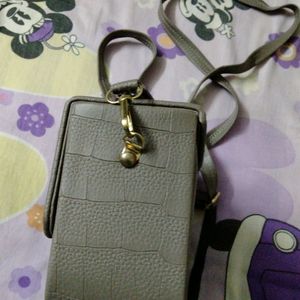 Fashionable Women's Purse