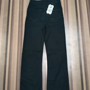 V-69 Size-28 Straight Women Denim Jeans