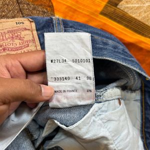 Levis 501 Series Jeans ( Fly Button)