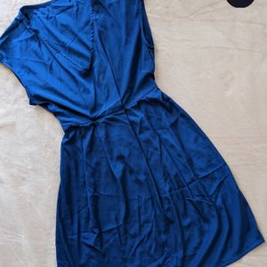 Price Drop 💙V NECK BOX PLEAT DRESS