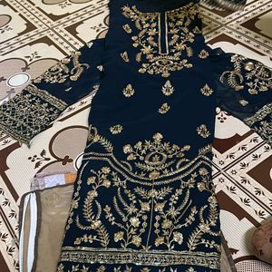 Pakistani Brand New Suit Not Used Full Work