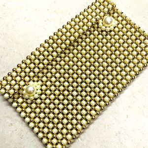 Most Trending Pearl Clutch