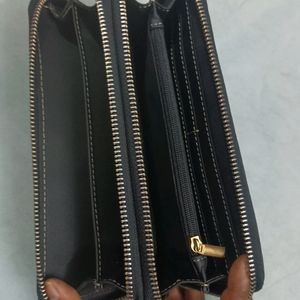 Womens Dual Chain Leather Purse