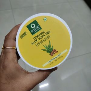 Organic Aloe Vera Gel With Turmeric
