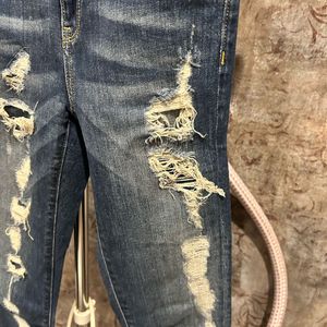 Vero Moda Slim Destroyed Denims 26