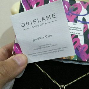 Oriflame Necklace