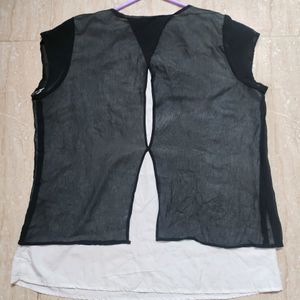 Soft Ladies Top Off-white And Black