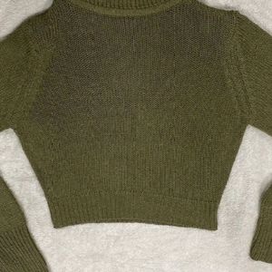 Woolen Olive Full Sleeves Crop Top