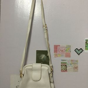 White Clutch With Adjustable Strap