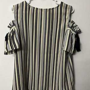 Elegant Cut shoulder striped top