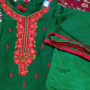 Pakistani Kurta Set