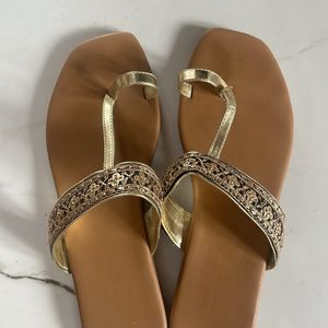 One Toe Flats