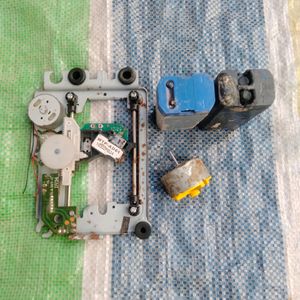 DVD Player Spare Parts, 2 4 Volts Batteries, Motor