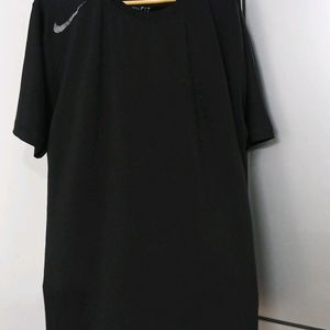 Dri Fit Nike Tshirt For Men