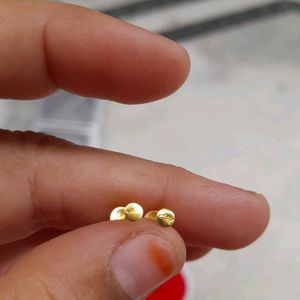 22crt Gold Earrings