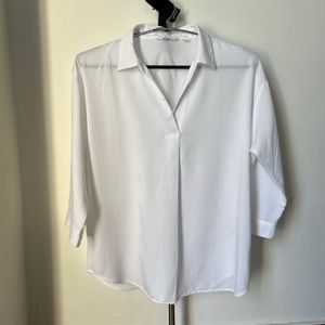 Uniqlo V Neck Top