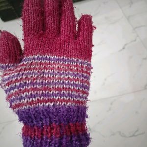 Knitted Hand gloves